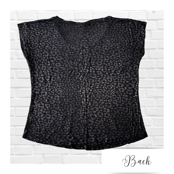 Jennifer Lopez Black Metallic Animal Print Crew Neck T Shirt Women’s XL Goth - Picture 3 of 5